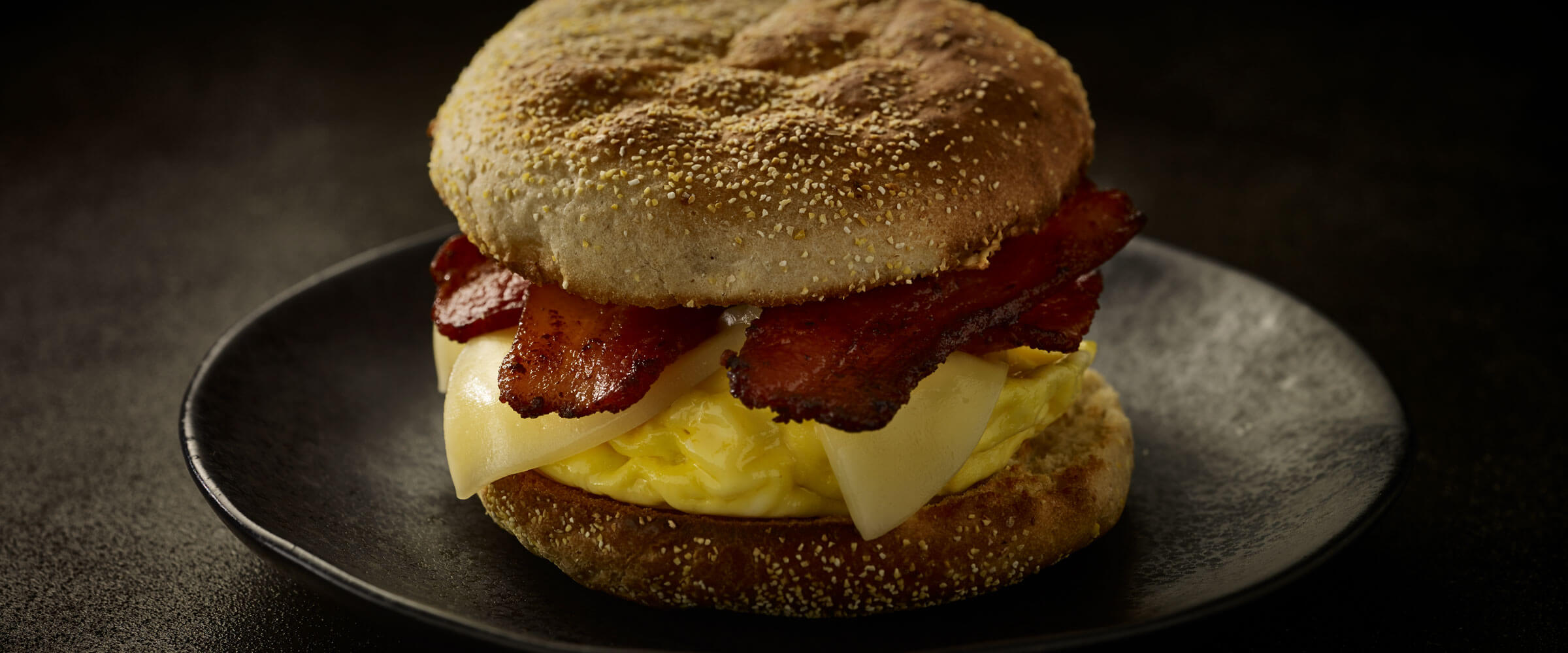 Bacon-and-English-Muffin-Sandwich