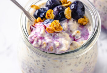 Blueberry Cheesecake Overnight Oats